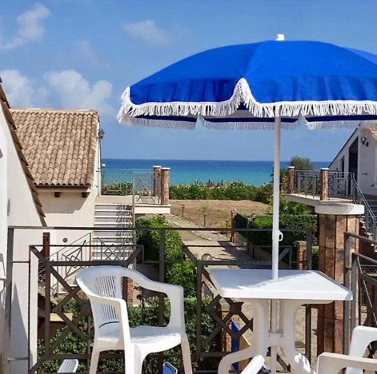 Villa Camelie Campofelice Di Roccella Italie