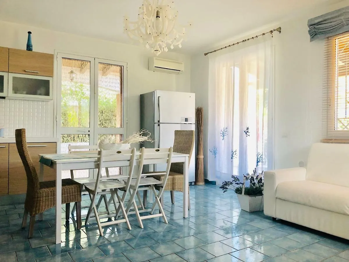 Villa Camelie Campofelice Di Roccella 0*,  Italie