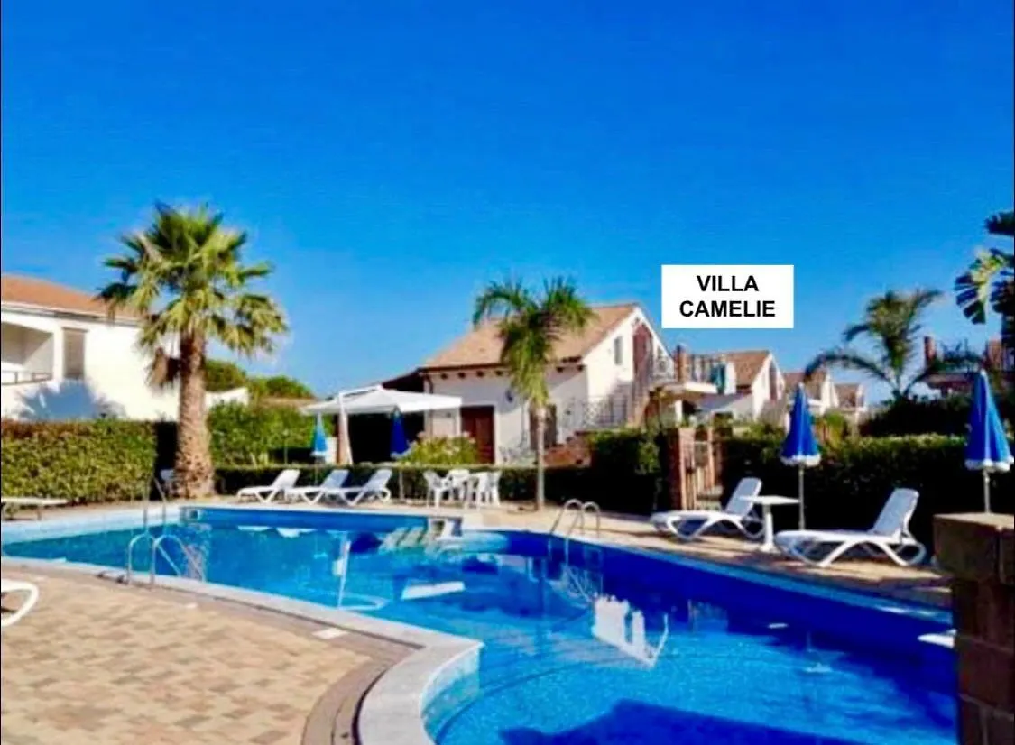 Villa Camelie Campofelice Di Roccella 0*,